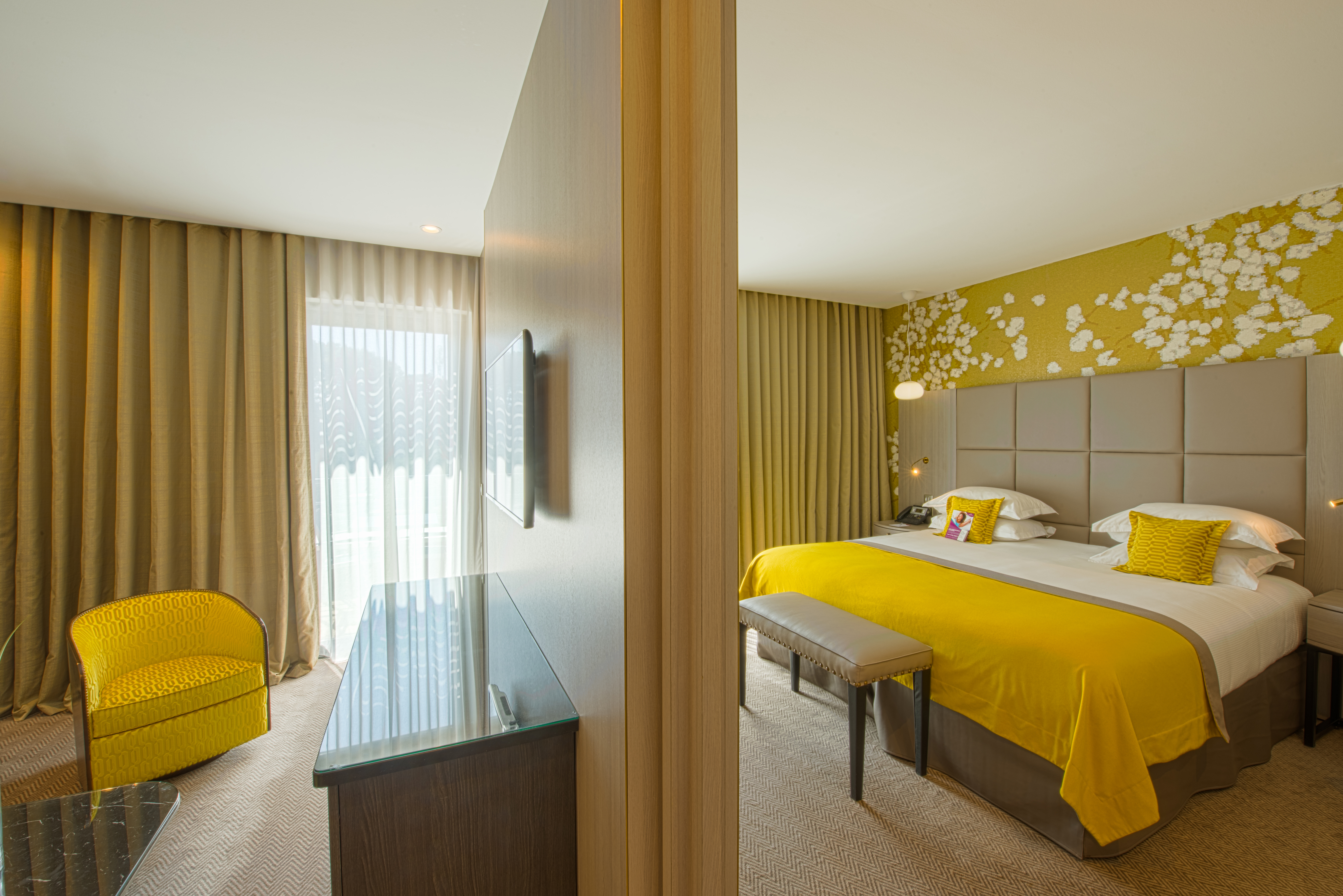 CrownePlaza_Lyon_Suite_2etage_HD
